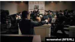 Використані болгарською партією кадри українського серіалу «Слуга народу»