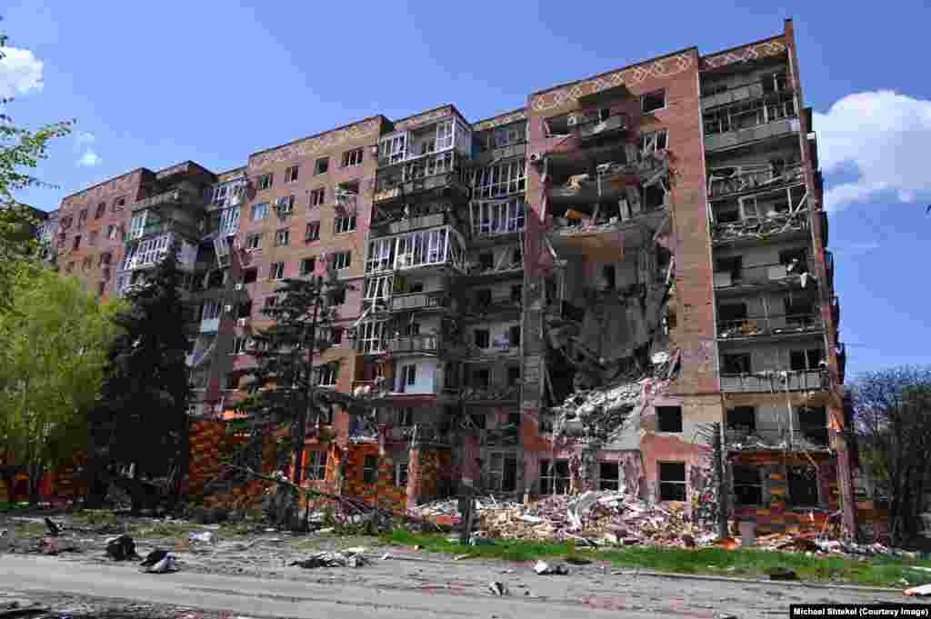 Оператори дронів разом з іншими бійцями Сил оборони України не дають російській армії захопити Покровськ, але обстріли міста не припиняються ані на годину