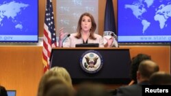 Представниця Держдепартаменту Теммі Брюс заявила, що жодних політичних чи безпекових питань сторони не обговорюватимуть