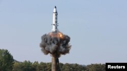 یک آزمایش موشکی کره شمالی (عکس از آرشیو)