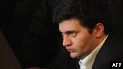 Кто передал запись одного дня жизни находящегося в тюремном заключении Бачо Ахалая сотруднику информагентства Кахетии, неизвестно – раскрывать свои источники журналист отказывается