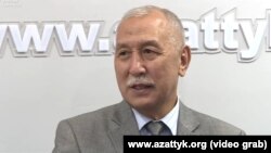 Орозбек Молдалиев.