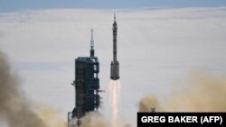 Shenzhou-12 հրթիռն արձակվեց տիեզերք, արբանյակների արձակման կենտրոն, Ջինգուան, Գոբիի անապատ, Չինաստան, 17 հունիսի, 2021թ. 