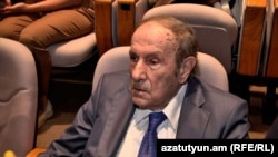 Armenia - Former President Levon Ter-Petrosian attends a conference in Yerevan, September 24, 2025.