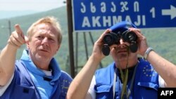 Пожалуй, самое главное, у ЕС нет внятных механизмов обеспечения безопасности региона, который до сих пор остается самым нестабильным на постсоветском пространстве