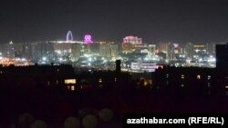 Aşgabat: Bir tarapy ýagtylyk, beýleki tarapy tümlük