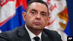 У липні 2023 року Вашингтон запровадив санкції проти екскерівника служби безпеки Сербії Александара Вулина за «корупційні й дестабілізуючі дії», що сприяли «зловмисній діяльності Росії в регіоні»