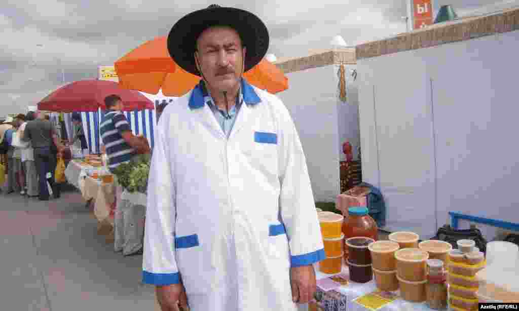 Базарның ветеренар белгече Илгиз Махиянов