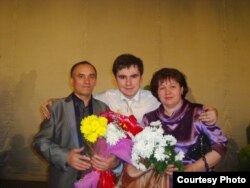 Эльмир иң якын кешеләре белән