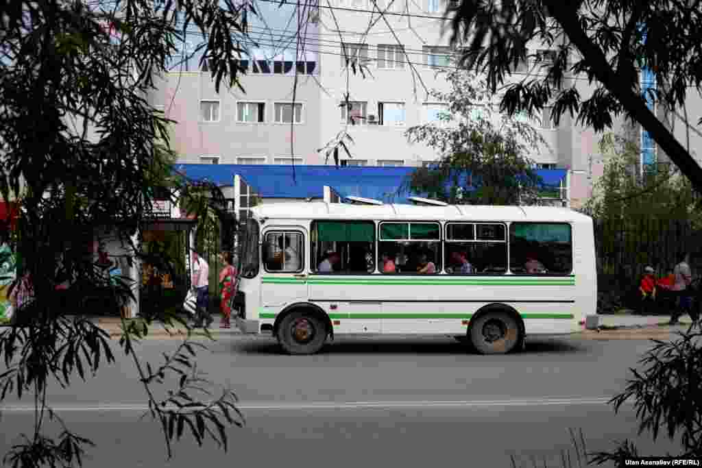 Многие из мигрантов работают водителями общественного транспорта