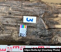 Раскопкі ў Крэўскім замку. Бервяно. 2025 год