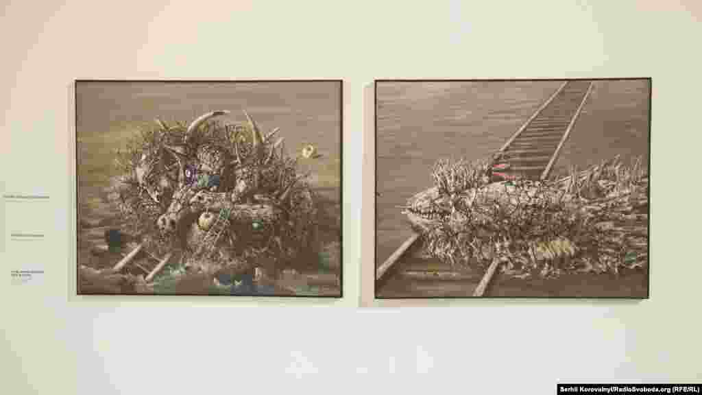 &laquo;Пісню осінь проспівала&raquo; (ліворуч) та &laquo;Кінцева зупинка&raquo;