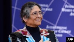 Ойнихол Бобоназарова