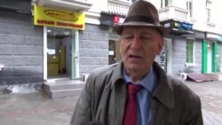 Чаро камбағалро дар болои шутур ҳам саг мегазад?