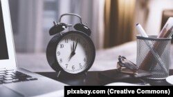 Переведення годинників в Україні регламентується постановою Кабінету міністрів від 1996 року