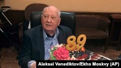  СССРнинг сўнгги раҳбари Михаил Горбачев ҳозир 90 ёшда.