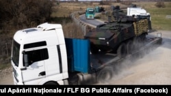 Repararea drumurilor și podurilor strategice a fost lăsată de guvern în sarcina autorităților locale, care nici nu au început în unele cazuri. Lipsa infrastructurii afectează apărarea României.