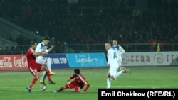 Кыргызстан менен Иорданиянын футбол боюнча улуттук курама командаларынын беттеши. 17.11.2015-ж. Бишкек.