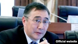 Абдрахман Маматалиев.