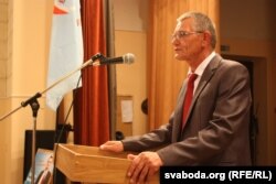 Валянцін Лазарэнкаў