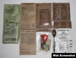 Склад однієї порції сухого пайка MRE (фото з сайту MREinfo.com)