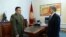 Райимберди Дуйшенбиев на встрече с президентом Алмазбеком Атамбаевым.