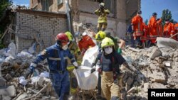 За підсумками служби, внаслідок російської атаки по Києву 8 липня загинули 33 людини, в тому числі п’ятеро дітей