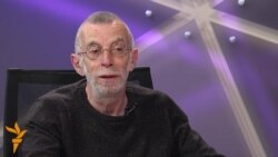 Куда ползет время? Лев Рубинштейн в Праге