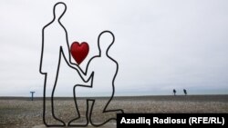 Аргументы президента о том, что гражданский кодекс уже определяет брак как добровольный союз мужчины и женщины, не убедили поборников традиционных ценностей