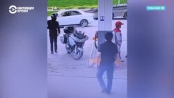 Инцидент в Жамбылской области: мужчина с ножом напал на мотоциклиста из России 