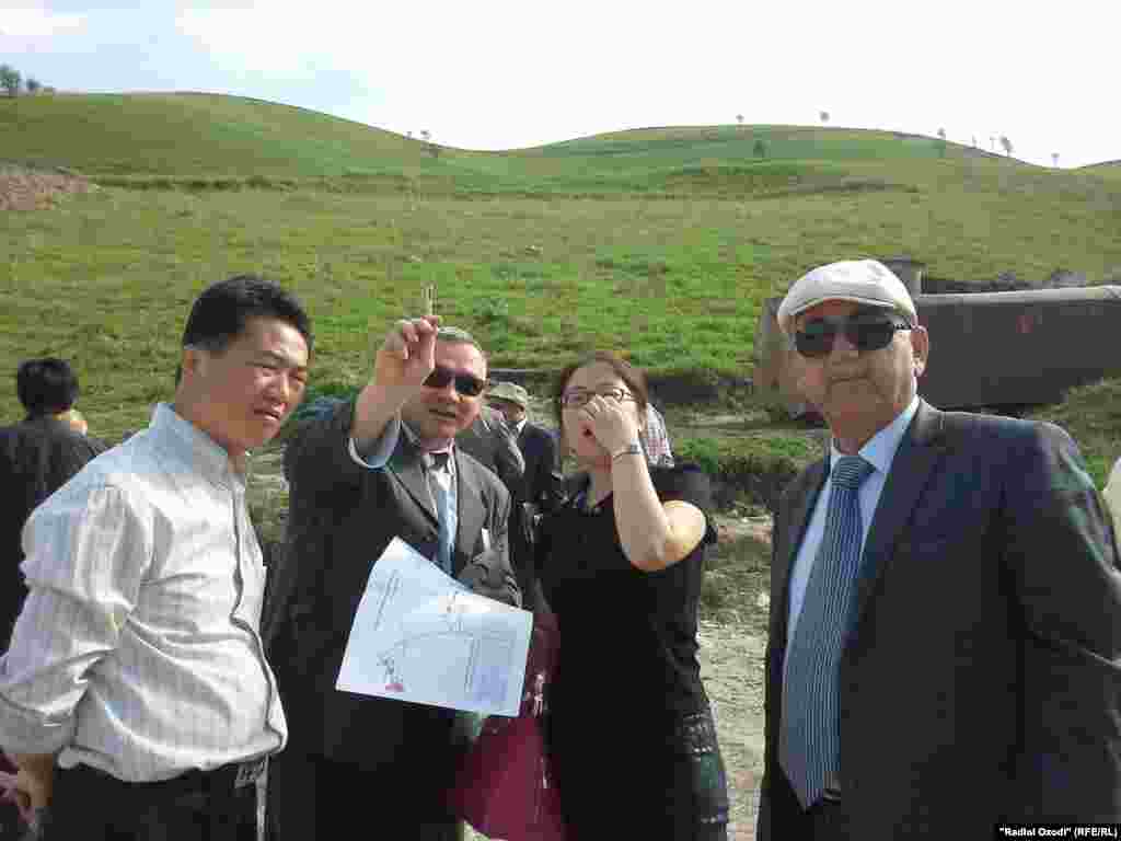 Сохтмони роҳи оҳани Ваҳдат-Ёвон аз сар гирифта шуд