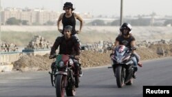 В Тбилиси пока всего семь женщин-байкеров – любительниц этого вида экстремального спорта, но они надеются, что их количество возрастет