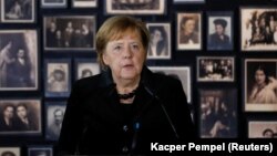 Ангела Мэркель, архіўнае фота