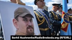 Прощання із загиблим пілотом F-16 Максимом Устименком. Київ, 3 липня 2025 року
