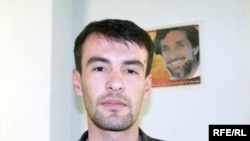 Орзу Ҳамидов мехоҳад, ҳамзамон бо таҳсил дар донишгоҳ аз ҷавонон дар маҷлиси маҳаллӣ намояндагӣ кунад