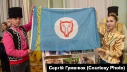 Національний, історичний прапор гагаузів. День гагаузької культури у Києві, 15 жовтня 2025 року