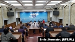 Жогорку Кеңештин Экономикалык жана фискалдык саясат комитетинин жыйыны. 2020-жылдын 11-ноябры.  