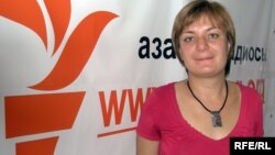 Аспирантка Мичиганского университета Анна Генина в бюро радио Азаттык.