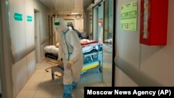 У Росії вже четвертий день поспіль число нових заражень COVID-19 перевищує 17 тисяч