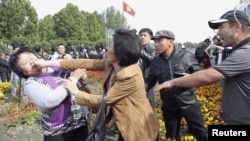 Башаламандыктан бир көрүнүш. Бишкек, 3-октябрь, 2012.