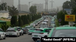 Таксиҳо дар Душанбе