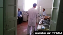 Türkmenistan. Hassahana otagy.