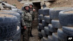Военнослужащие Армии обороны Карабаха на боевых позициях, октябрь 2020 г.