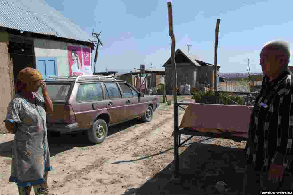 2005-жылдагы ынкылаптан кийин басылып алынган Бишкектин жанындагы таштанды аймагы