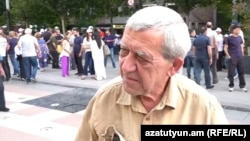 Ռաֆայել Սարգսյանը զրուցում է «Ազատության» հետ, Երևան, 17-ը հուլիսի, 2025թ. 