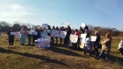 Жители Первомайского района в Алтае протестуют против мусорного полигона.mp4