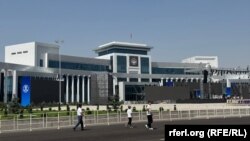 Манас шаарынын мэриясынын жаңы административдик имараты.