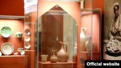 "Ибн Фадлан сәяхәте: Багдадтан Болгарга Идел юлы" күргәзмәсенә куелган экспонатлар