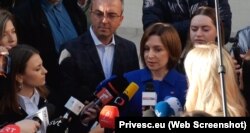 Președinta Maia Sandu face declarații de presă după ce și-a exercitat votul la parlamentare
