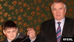 Берничә укучы "Азатлык" радиосының истәлекле бүләкләренә лаек булды.
